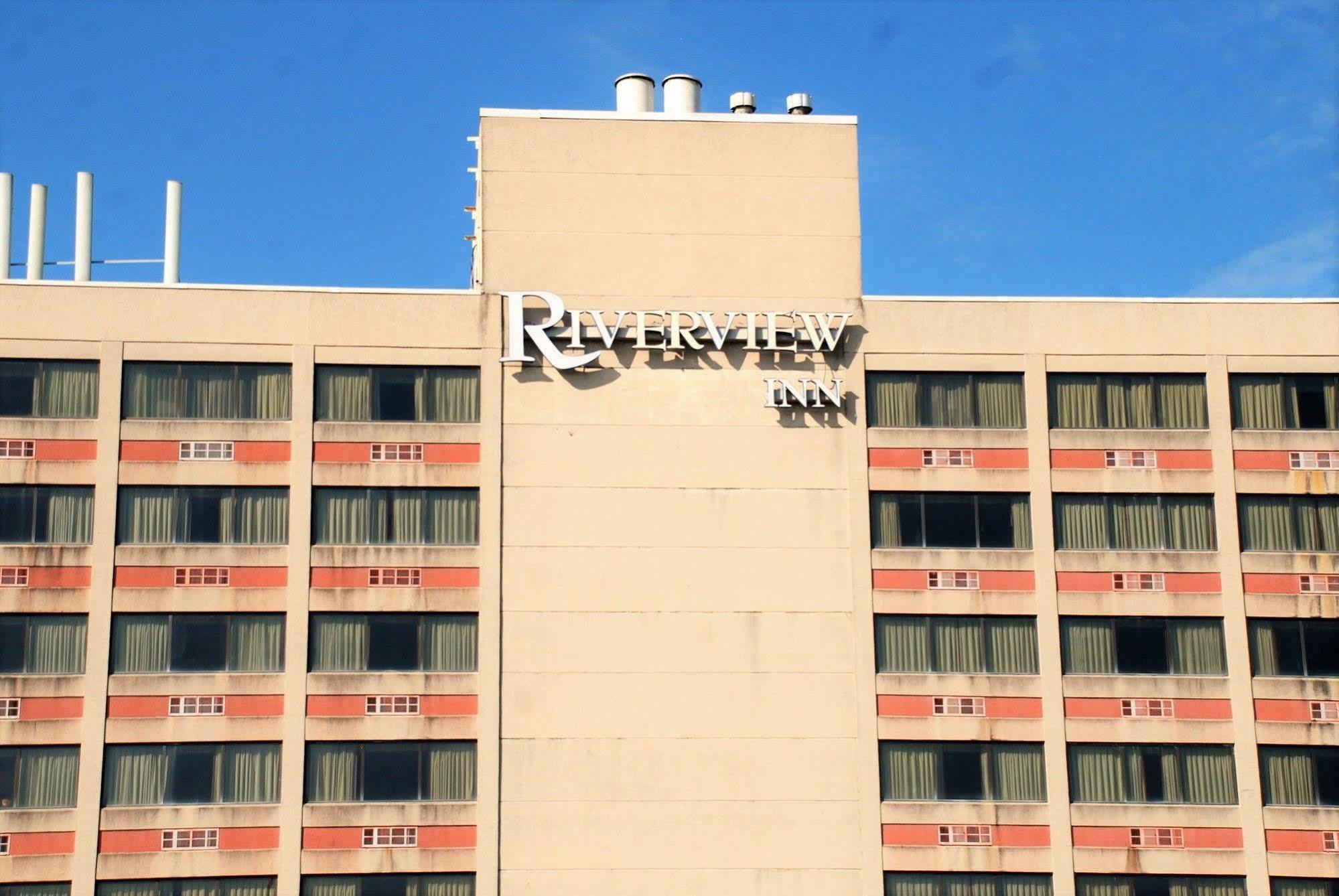 Doubletree By Hilton Clarksville Riverview ภายนอก รูปภาพ